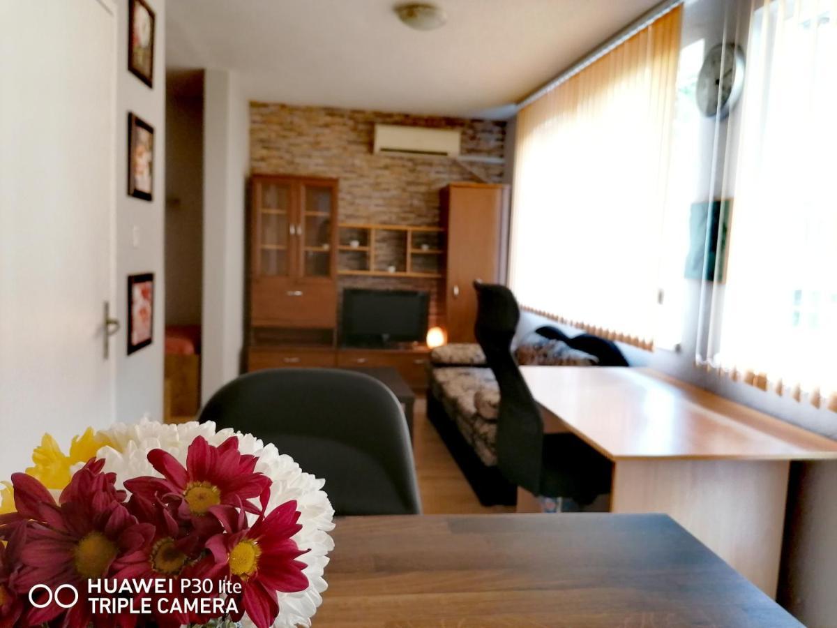 Comfort Getaway Studio Varna Exterior photo